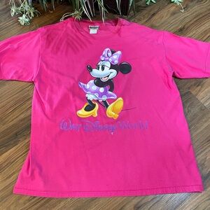 VTG 90s Walt Disney World Minnie
Mouse Shirt Size:L Pink/Men can wear Mickey Too